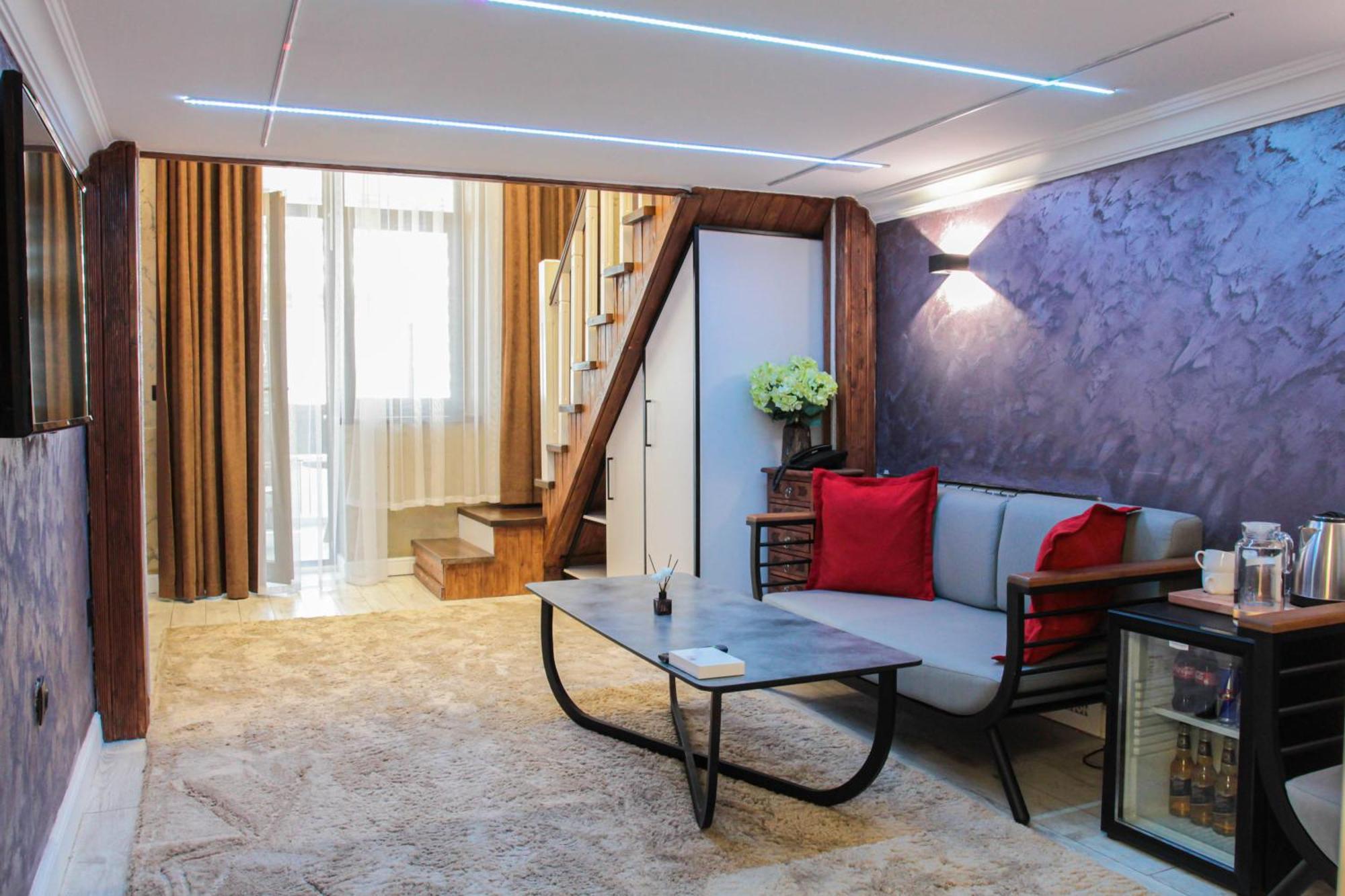 E-Lite& Meatador Aparthotel Αστάνα Εξωτερικό φωτογραφία