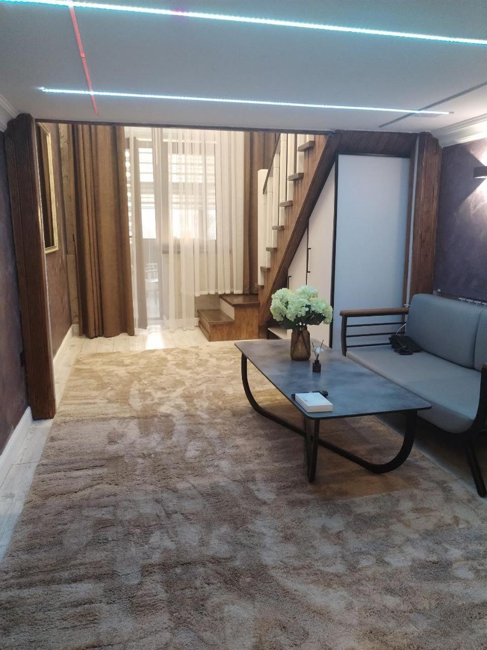 E-Lite& Meatador Aparthotel Αστάνα Εξωτερικό φωτογραφία